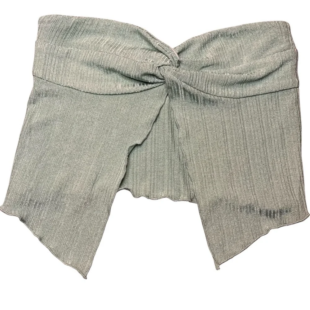 Princess Polly Mani top green size 4